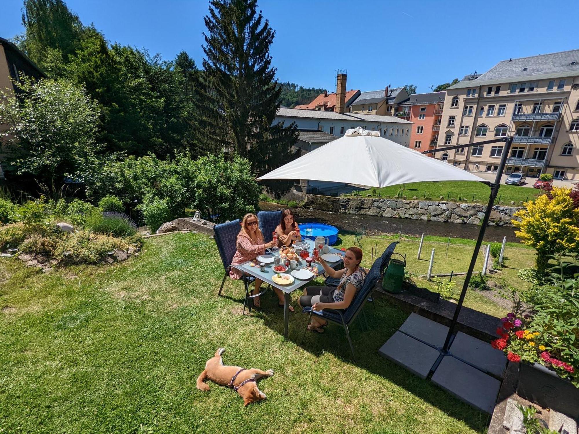 F1 - Urlaubsmagie - Helle Wohnung Mit Sauna & Pool & Whirlpool Зебніц Екстер'єр фото