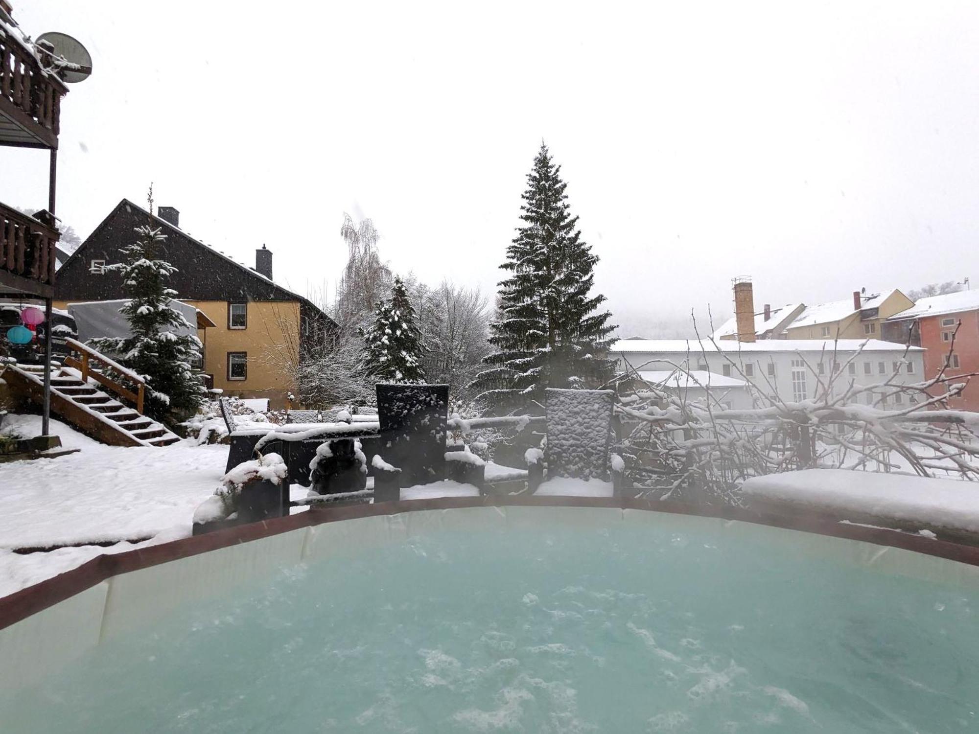 F1 - Urlaubsmagie - Helle Wohnung Mit Sauna & Pool & Whirlpool Зебніц Екстер'єр фото